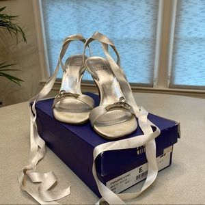 👠 Stuart Weitzman MarryMe Sandals